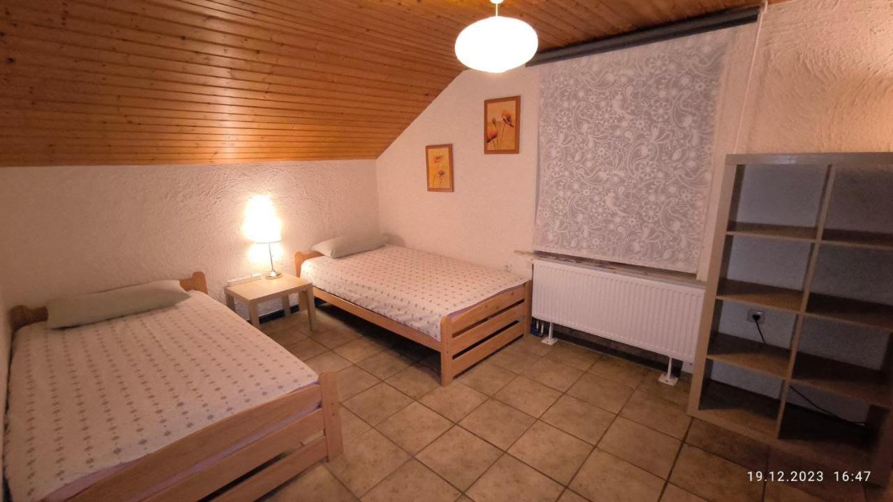 Holiday Apartment Oberveischede Exterior foto